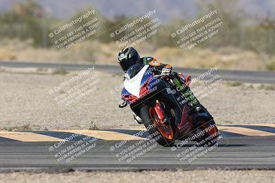 media/Dec-04-2025-Racers Edge (Thu) [[5ebc9f124d]]/3-B Group/1-Session 1 (Turn 7)/